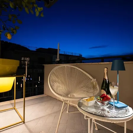 Sorrentovibes - Stylish & Elegant Flat With Terrace