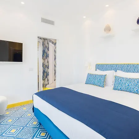Sorrentovibes - Stylish & Elegant Flat With Terrace 아파트