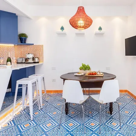 Sorrentovibes - Stylish & Elegant Flat With Terrace 소렌토