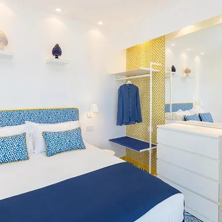아파트 Sorrentovibes - Stylish & Elegant Flat With Terrace