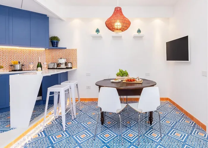 Sorrentovibes - Stylish & Elegant Flat With Terrace 索伦托